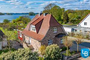 Wohnen am Großen Plöner See: EFH mit exkl. Zugang zum Wasser, Steg, Bootshaus und eigenem Gästehaus – Ostholstein (Kreis) – Vorschaubild 3