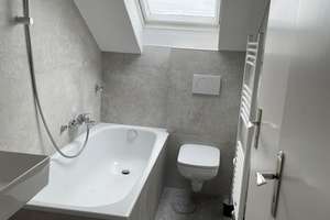 gehobene 1 Zimmer-Dachgeschosswohnung in Gräfrath – Lützowstr. 130, 42653 Gräfrath, Solingen – Vorschaubild 6