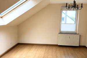 Dachgeschosswohnung mit Einbauküche im Zweifamilienhaus – Die vollständige Adresse der Immobilie erhältst du vom Anbieter., 44791 Grumme, Bochum – Vorschaubild 13