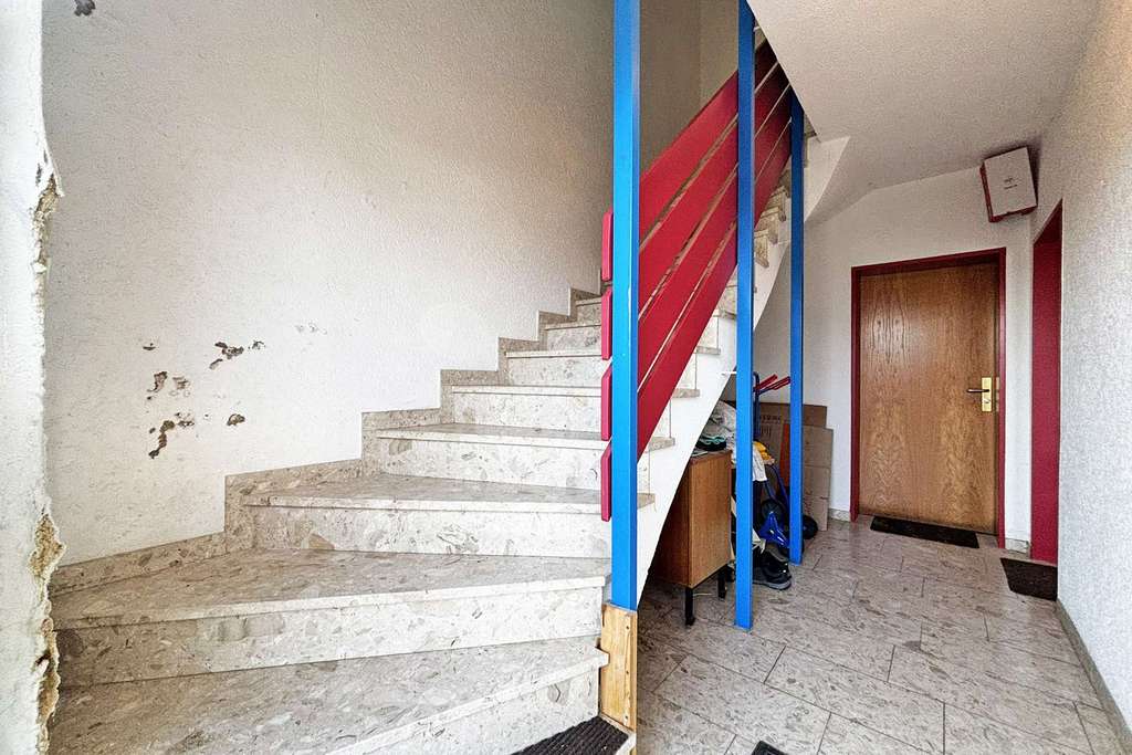 Immobilie in Newel - sanierungsbedürftiges Einfamilienhaus in Butzweiler mit ca. 146 m² Wohnfläche + Garage + Garten! - Bild 4