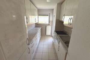 3-Zimmer-ETW im 1. OG mit Loggia und Garage – Die vollständige Adresse der Immobilie erhältst du vom Anbieter., 70597 Degerloch (Ortsteil), Stuttgart – Vorschaubild 6