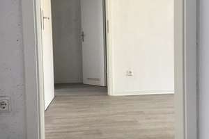 Für Ihre Familie: geräumige 3-Zimmer-Wohnung mit Balkon und Blick ins Grüne! – Albert-Schweitzer-Str. 14, 45279 Freisenbruch, Essen – Vorschaubild 5