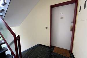 Gepflegte und teilmöblierte 3-Zimmer-Eigentumswohnung mit Balkon, Aufzug & Garage in Aachen-Haaren – Die vollständige Adresse der Immobilie erhältst du vom Anbieter., 52080 Haaren, Aachen – Vorschaubild 3