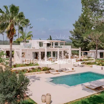 Can Maï, eine wunderschöne Villa in Jesús mit absoluter Privatsphäre zu verkaufen