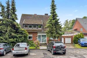 Klassisches Zweifamilienhaus auf gepflegtem Grundstück in ruhiger Lage von Castrop-Rauxel Becklem – Die vollständige Adresse der Immobilie erhältst du vom Anbieter., 44581 Castrop-Rauxel – Vorschaubild 2