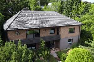 NATURNAH • STYLISCH • GEMÜTLICH: Ihr Traumhaus in Engenhahn! – Die vollständige Adresse der Immobilie erhältst du vom Anbieter., 65527 Niedernhausen – Vorschaubild 1