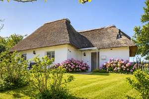 Modernisiertes Einfamilienhaus unter Reet – Die vollständige Adresse der Immobilie erhältst du vom Anbieter., 25849 Pellworm – Vorschaubild 3