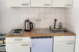 Helle, möbellierte 1-Zimmer-Wohnung in Uni-Nähe – Max-Born-Straße 22, 40591 Düsseldorf – Vorschaubild 6