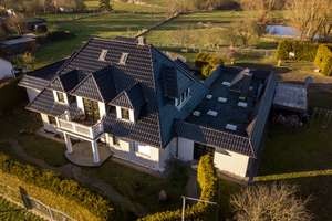 Traumhaftes Einfamilienhaus mit Einliegerwohnung und Swimmingpool bei Schwerin zu verkaufen! – Die vollständige Adresse der Immobilie erhältst du vom Anbieter., 19067 Cambs – Vorschaubild 2