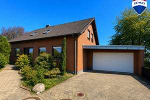 Vielseitiges ZFH mit großem Garten, Terrasse und Vermietungspotenzial auf ca. 634 m² Grundstück