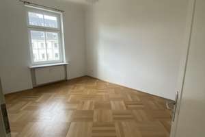 Große 3 Zimmer Wohnung mit Einbauküche in direkter Rheinnähe!!!! – Luegallee 5, 40545 Oberkassel, Düsseldorf – Vorschaubild 8