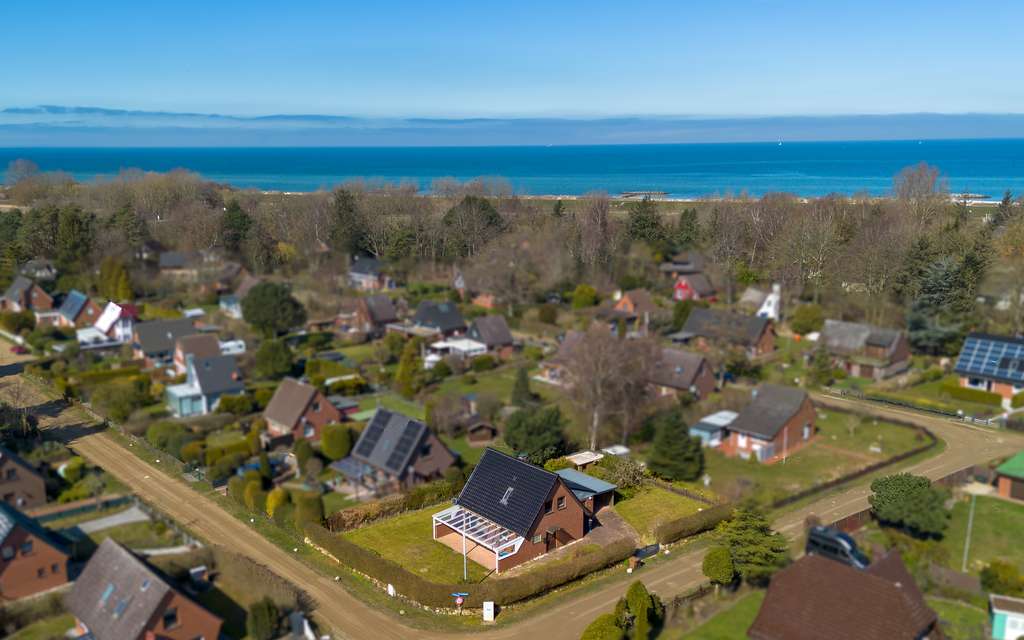 Immobilie in Wisch - Ihr Logenplatz am Deich: In ca. 200m auf Augenhöhe mit den Kapitänen - Bild 0