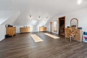 VERKAUFT: Premium-Wohnwelt mit Indoor Pool auf Traumgrundstück – Die vollständige Adresse der Immobilie erhältst du vom Anbieter., 25866 Mildstedt – Vorschaubild 16