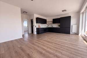 Modernisierte Zwei Zimmerwohnung in Niehl - Terrasse und großen Keller – 50735 Niehl, Köln – Vorschaubild 3