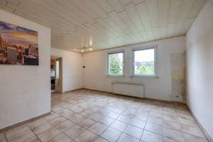 Kompakte Dachgeschosswohnung mit Entwicklungspotenzial – Die vollständige Adresse der Immobilie erhältst du vom Anbieter., 47798 Stadtmitte, Krefeld – Vorschaubild 3