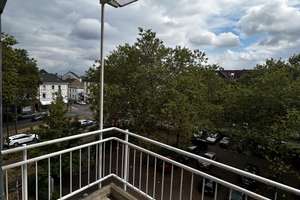 unrenovierte 3-Zimmer-Wohnung in Düsseldorf Wersten