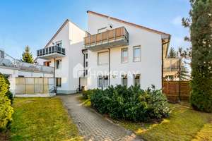 Helle und gemütliche 2-Zimmer-Wohnung mit Südwestbalkon, Stellplatz und Erbbaurecht