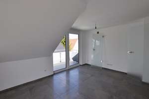 Neuwertige 3-Zimmer-Dachgeschosswohnung mit Balkon und Einbauküche in Stuttgart – Wolle-Kriwanek-Straße 8b, 70439 Stammheim-Süd, Stuttgart – Vorschaubild 10