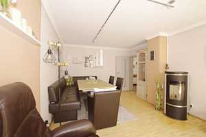 Zentral | Modern | Geräumig 

Charmantes Zweifamilienhaus mit Traumgarten – Regensburg (Kreis) – Vorschaubild 20