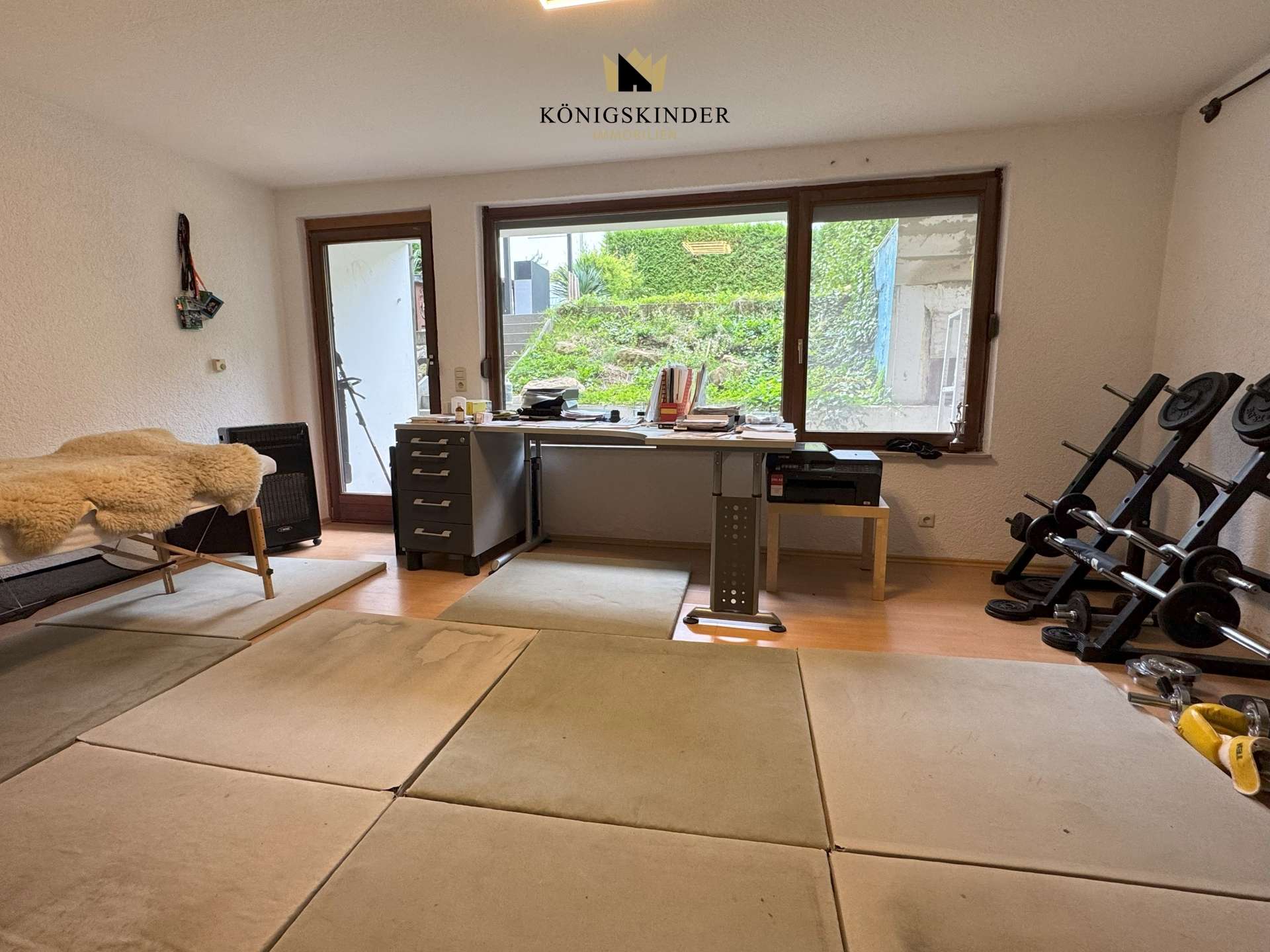 Immobilie in Albershausen - Viel mehr Platz, als man denkt.......großes Reiheneckhaus + Einliegerwohnung - Bild 3