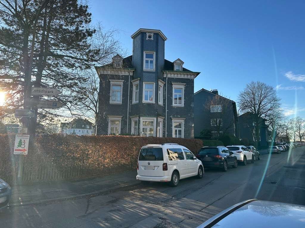 Immobilie in Remscheid - Denkmalgeschütztes Stadthaus in Remscheid am Stadtpark - Bild 2