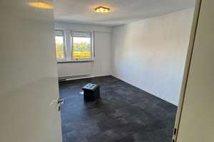 Exklusive, gepflegte 3-Zimmer-Wohnung 100 qm mit Balkon 100qm und Einbauküche in Mannheim – Rüdesheimerstr 100, 68309 Käfertal, Mannheim – Vorschaubild 8
