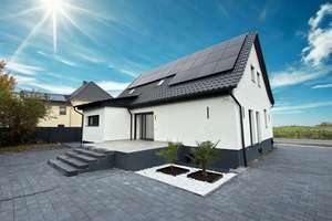 Exklusiv kernsaniert: Freistehendes Einfamilienhaus auf 1.800 m² Grundstück | PV & 8 Stellplätze – 44329 Lanstrop, Dortmund – Vorschaubild 2
