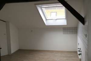 Stilvolle, renovierte 1 Zimmer-Wohnung in Stuttgart Bad Cannstatt 

 – Haldenstraße 39, 70376 Neckarvorstadt, Stuttgart – Vorschaubild 3