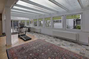 Komplett frei: Modernes 3-Familienhaus mit separatem Büro und beheiztem Wintergarten  – Die vollständige Adresse der Immobilie erhältst du vom Anbieter., 45307 Kray, Essen – Vorschaubild 7