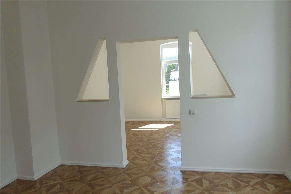 Immobilie in Bad Salzschlirf - Unikat! Herrschaftliche Villa in unverbaubarer Traumlage - Bad Salzschlirf 
  - Bild 1