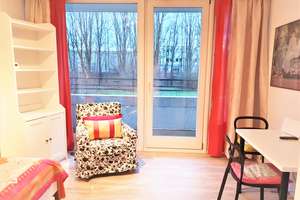 Exklusive, gepflegte 1-Zimmer-Wohnung mit Balkon und Einbauküche in Bogenhausen, München – Freischützstr. 110, 81927 Johanneskirchen, München – Vorschaubild 2