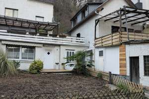 Ein Preis - zwei Häuser! Großzügiges Anwesen mit Einliegerwohnung & Entwicklungspotenzial – Die vollständige Adresse der Immobilie erhältst du vom Anbieter., 42117 Elberfeld, Wuppertal – Vorschaubild 2