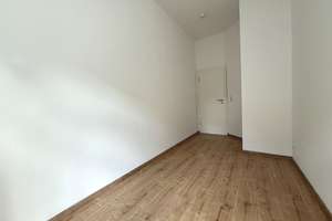 Lichtdurchflutete 4-Zimmer-Wohnung mit Tageslichtbad, Badewanne und Balkon in Böhlitz-Ehrenberg – 4178 Böhlitz-Ehrenberg, Leipzig – Vorschaubild 12
