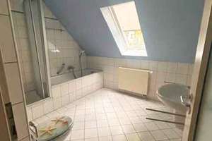 Grüne Oase in Dechsendorf: Gepflegtes Familienhaus mit ausgebautem Dachstudio – Loheweg 5e, 91056 Dechsendorf Ost, Erlangen – Vorschaubild 12