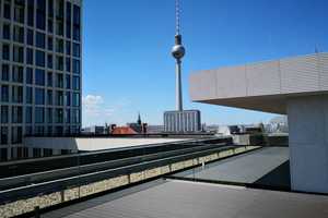Direkt am Alex! Geräumige möblierte luxuriöse 2 Zimmerwohnung – Voltairestraße 11, 10179 Berlin – Vorschaubild 31