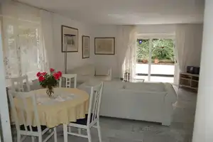 1-2 Familienhaus mit Top-Ausstattung 3 Bäder ruhiger Lage Garten Garage Carport schöne Außenanlage – Neuwied (Kreis) – Vorschaubild 109