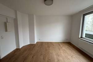 Exklusive, vollständig renovierte 4-Zimmer-Wohnung mitten in der Innenstadt von Aachen – Großkölnstraße 60, 52062 Markt, Aachen – Vorschaubild 2