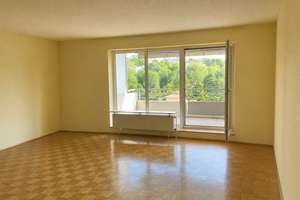 Sonnige 2-Zimmer Wohnung mit Balkon 