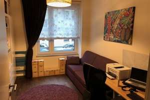 Zuhause mit drei Zimmern und Balkon in Fürth