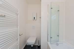 Charming Berlin Apartment in Historic Building – Prime Kreuzberg Location – Die vollständige Adresse der Immobilie erhältst du vom Anbieter., 10961 Kreuzberg, Berlin – Vorschaubild 21