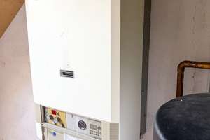 Gepflegtes Mehrfamilienhaus in guter Lage – Die vollständige Adresse der Immobilie erhältst du vom Anbieter., 9350 Lichtenstein/Sachsen – Vorschaubild 24