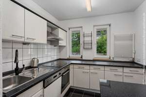 Bremen-Ostertor | Lichtdurchflutete Altbauwohnung mit großzügiger Terrasse und Garage am Osterdeich! – Die vollständige Adresse der Immobilie erhältst du vom Anbieter., 28203 Ostertor, Bremen – Vorschaubild 7