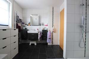Attraktives Einfamilienhaus mit Doppelgarage – Die vollständige Adresse der Immobilie erhältst du vom Anbieter., 86507 Kleinaitingen – Vorschaubild 14