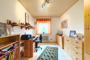 Provisionsfrei! Saniertes KFW-100 Haus mit großen Garten & Garage in Toplage – Die vollständige Adresse der Immobilie erhältst du vom Anbieter., 78664 Eschbronn – Vorschaubild 15