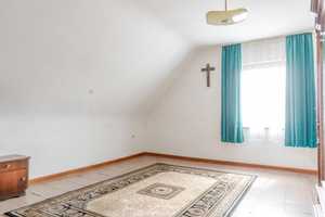 Freistehendes Einfamilienhaus auf großem Grundstück in ruhiger Wohnlage von Alt-Stockheim – Engelsweidchen 15, 52372 Düren (Kreis) – Vorschaubild 32