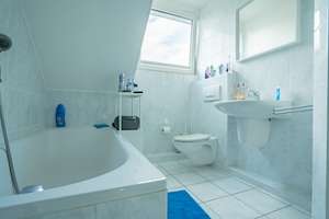 Gut vermietete Wohnung mit Balkon in Bielefeld-Quelle! – Die vollständige Adresse der Immobilie erhältst du vom Anbieter., 33649 Brackwede, Bielefeld – Vorschaubild 7