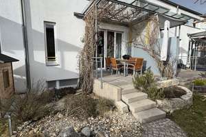 RESERVIERT! Von privat: Gepflegtes Reihenmittelhaus