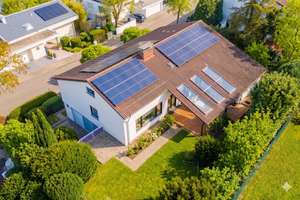 Provisionsfrei: Traumhaus mit Fernblick, Pool & Einliegerwohnung in Karlsruhe-Durlach