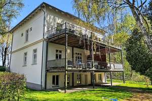 Lichtdurchflutete Dachgeschosswohnung in einer sanierten Denkmalschutzimmobilie in Farmsen-Berne – Die vollständige Adresse der Immobilie erhältst du vom Anbieter., 22159 Farmsen-Berne, Hamburg – Vorschaubild 3