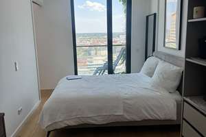 Eden Tower 23: Furnished Apartment | 20th Floor | Gym, Rooftop & 24/7 Concierge – Europa-Allee 11, 60327 Gallus, Frankfurt am Main – Vorschaubild 14
